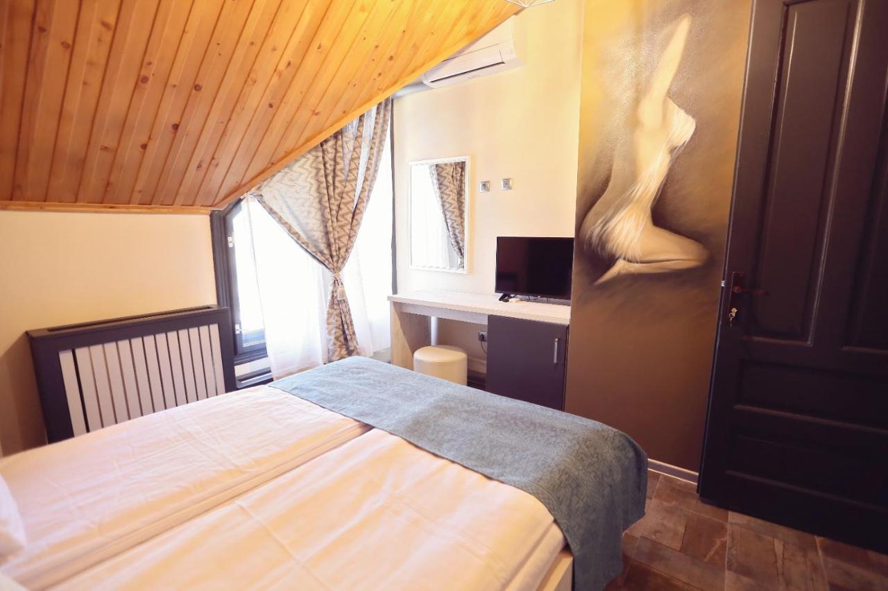 Dezire Guesthouse Бэйле-Уну-Май Экстерьер фото